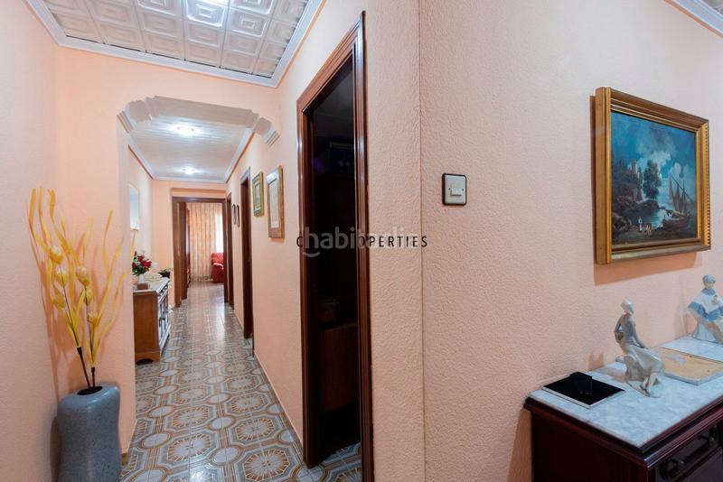 Foto e83ae3e5-0927-4fd0-938a-f0fb2fbd500d. Piso  en alquiler de 4 habitaciones , Mestalla en Valencia