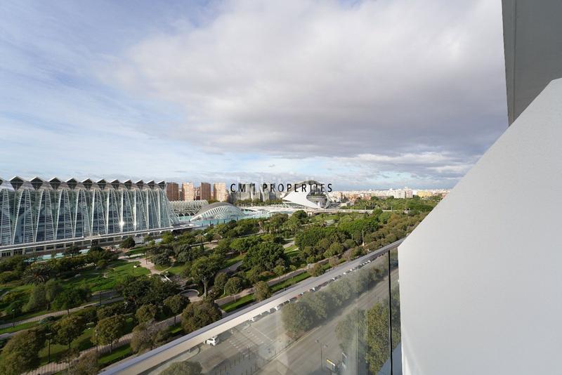 Foto 88f887c3-993c-4154-9f20-97cc16ad9a7f. Alquiler ático  duplex en alquiler de 3 habitaciones en alameda en Valencia