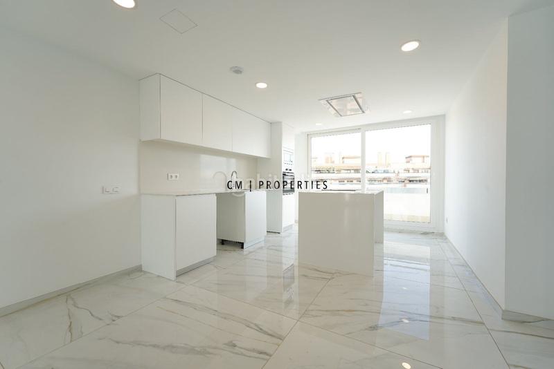 Foto a4772f59-d1b1-4bdd-a4a4-3b1878282c13. Alquiler ático  duplex en alquiler de 3 habitaciones en alameda en Valencia