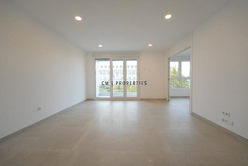 Foto cbbff6e5-4240-47b9-8b36-068a41c6a17c. Alquiler piso  en alquiler de 4 habitaciones en alameda en Valencia