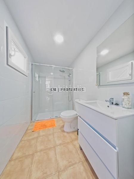 Foto 5e290dee-af7e-4ccd-acad-af1cf6ced499. Casa in El Perellonet Valencia