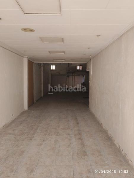 Foto b45f04f6-a18e-461b-b892-8c798265777f. Local comercial a El Alborgí Paterna