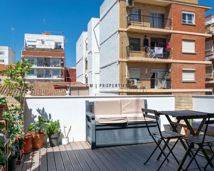 Foto 57a39869-55ba-49cf-bc57-8e7b115207fb. Rent penthouse with heating in El Cabanyal-El Canyamelar Valencia