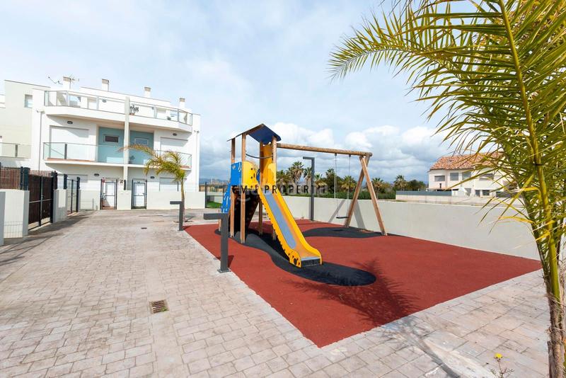 Foto 2efb093b-b0a5-4b95-b45e-1fe7aa0021ea. Reihenhaus mit heizung parking pool in Almenara