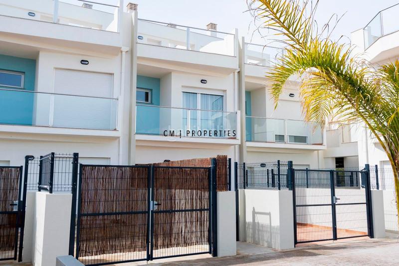 Foto 522ac525-e322-4028-8846-ca333e9a0819. Reihenhaus mit heizung parking pool in Almenara