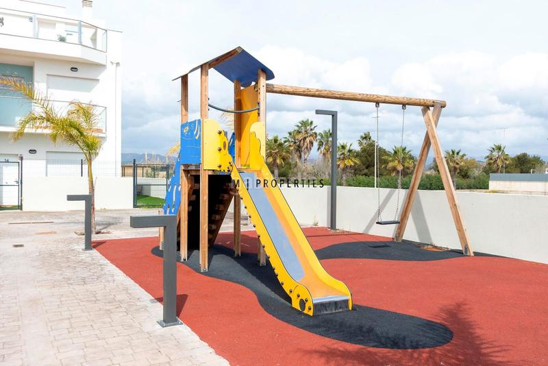 Foto 5f1d4faa-a099-44d8-90b2-4319832c1f5f. Reihenhaus mit heizung parking pool in Almenara