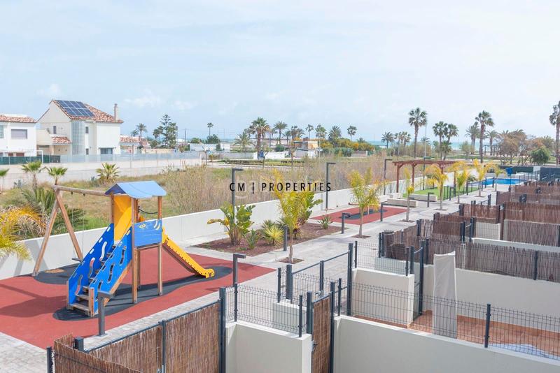 Foto a37dec1e-07ab-40e4-9356-5253f2cacb04. Reihenhaus mit heizung parking pool in Almenara