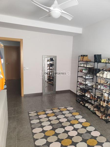 Foto dc43f5cc-ffc4-4b83-94c1-66f84a11af8f. Reihenhaus mit parking in Algemesí