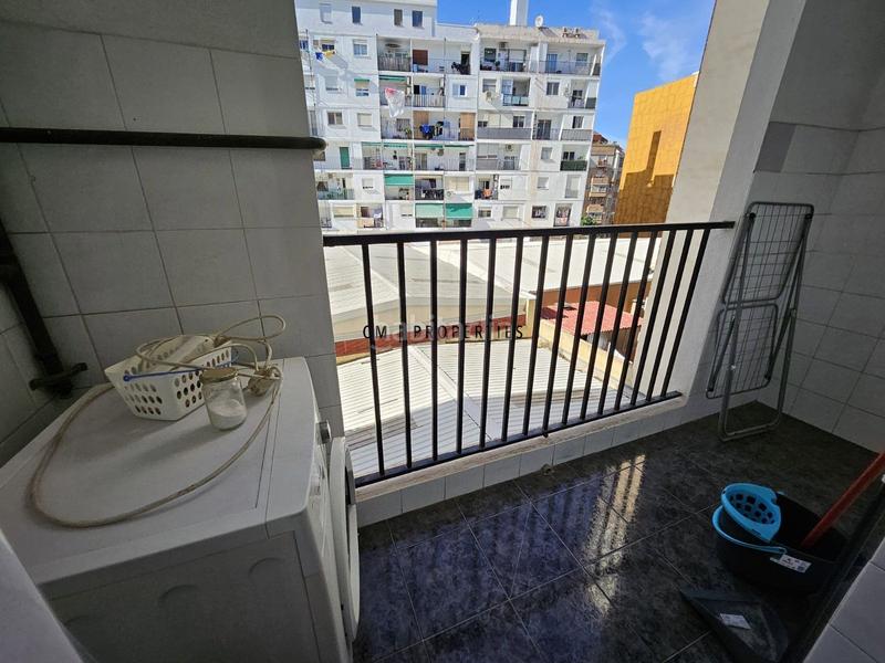 Foto f8a18a62-4a4d-4769-b4c6-c4bd6c0d4418. Alquiler piso  amplio y luminoso en zona consolidada cerca al río turia en Valencia