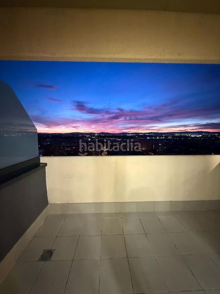 Foto bab368c4-0ec3-4156-a5d6-6cd28390154c. Alquiler dúplex ático dúplex moderno con domótica, garaje y piscina en Valencia