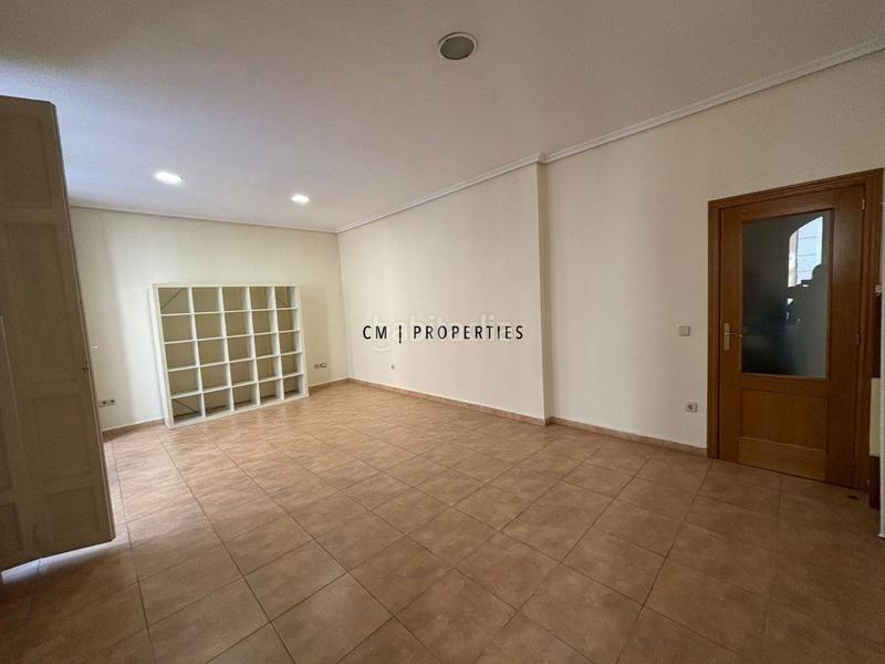 Foto 10759a7f-a30e-4d20-9ba6-eee2c94a9fd4. Miete etagenwohnung in Gran Via Valencia