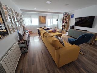 Pis  Marques de bellet. Piso de 3 dormitorios en raiosa