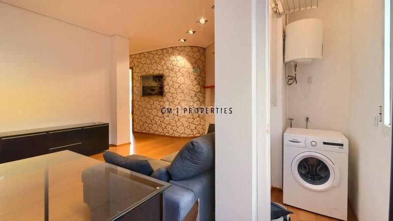 Foto c5c7e5b9-6e40-4c79-b104-78f811078ad8. Rent flat with heating in Russafa Valencia