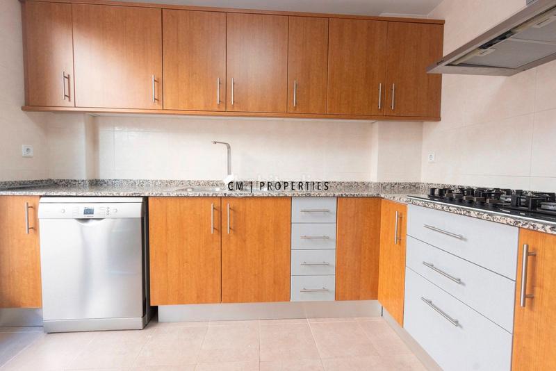 Foto be6dc0d2-e160-4221-96a9-d43a2b1ff89b. Piso adosado de 4 dormitorios en alquiler en Moncada