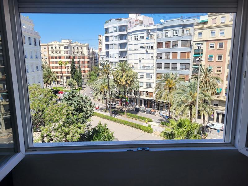 Foto 5f418643-ad11-4fb8-89b4-6f782ac5f51a. Miete etagenwohnung mit parking pool in Mont Olivet Valencia