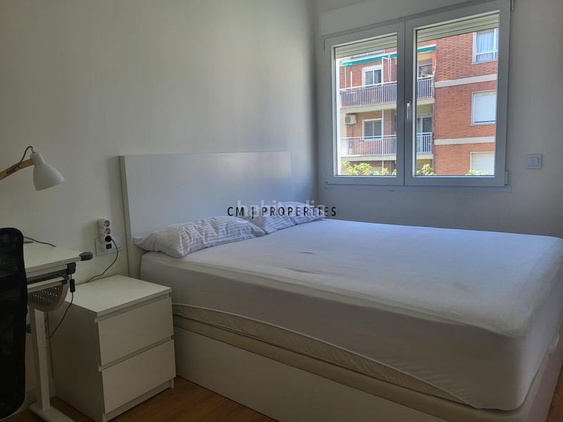 Foto 496e4313-82e1-4f24-99c9-895593ecf15d. Rent flat with parking pool in Mont Olivet Valencia