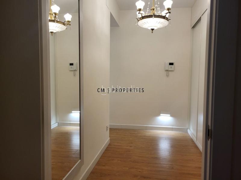 Foto 965c891a-1710-4409-8b3e-3bdf348946b1. Rent flat with parking pool in Mont Olivet Valencia