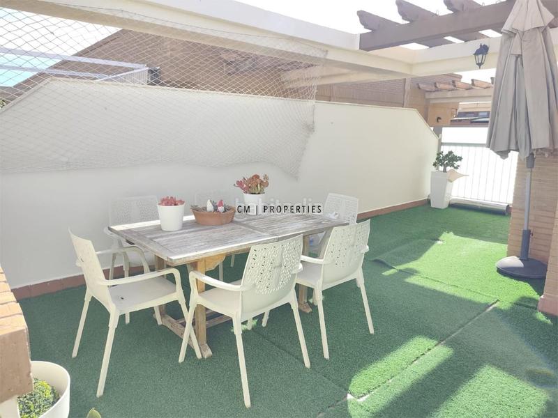 Foto 339b8ffa-5b8f-41ae-ac58-63f7785188b6. Rent flat with parking in Massalfassar