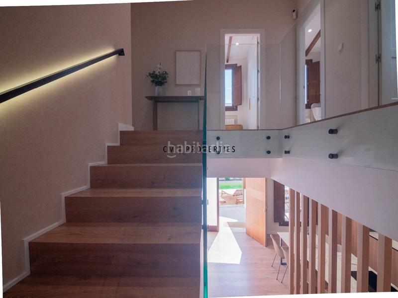 Foto a9de4da2-ebd1-47f5-93ca-e174200701ac. Lloguer casa adossada amb calefacció aparcament piscina a Valencia