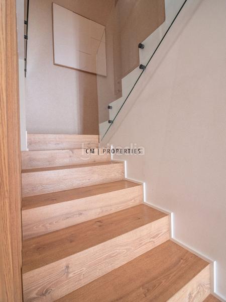 Foto 2240e789-ae76-48c3-8859-98d6e38d4afc. Miete reihenhaus mit heizung parking pool in Nou Benicalap Valencia