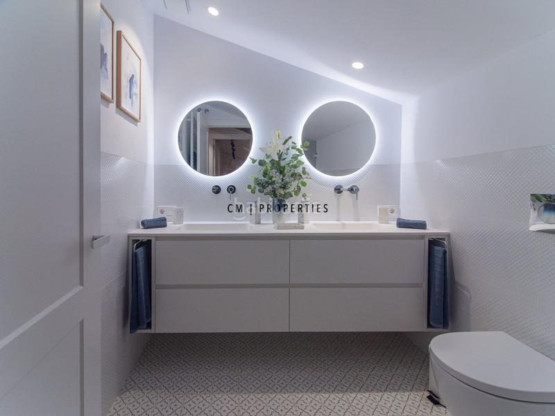 Foto 60b73245-3ad8-4b6d-9ff5-be2e93d5f488. Miete reihenhaus mit heizung parking pool in Nou Benicalap Valencia