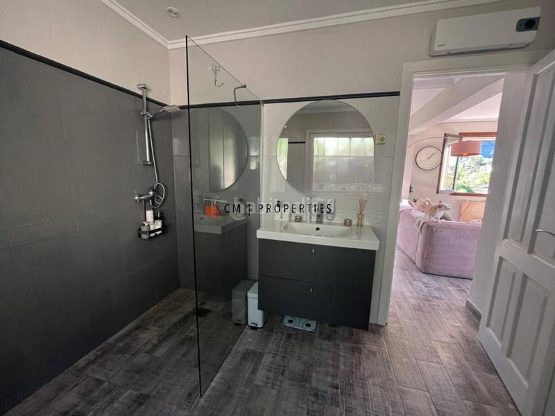 Foto e271c5da-5ab8-4c1f-bb5a-d9ccf0558d21. Maison avec chauffage parking piscine dans El Montgó Dénia