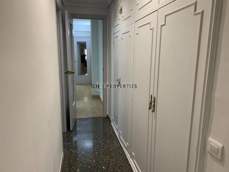 Foto a7dde2e2-9844-4ae1-8945-a69baec7cb12. Miete etagenwohnung mit heizung parking in Mont Olivet Valencia