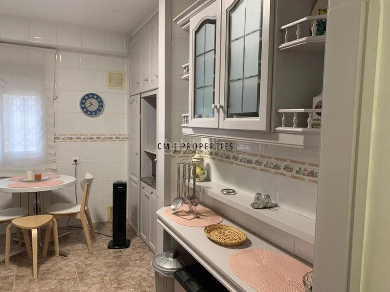 Foto 6499a236-cb9e-499b-b1a0-3870965f9d06. Rent flat with heating parking in Mont Olivet Valencia