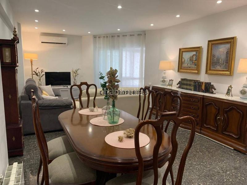 Foto 71d0e285-b559-4d16-94ce-02fe40d95671. Rent flat with heating parking in Mont Olivet Valencia