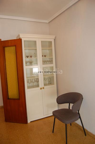 Foto 5378e925-ec20-4e8e-ac61-c3fa6025f351. Lloguer pis amb calefacció aparcament a El Botànic Valencia