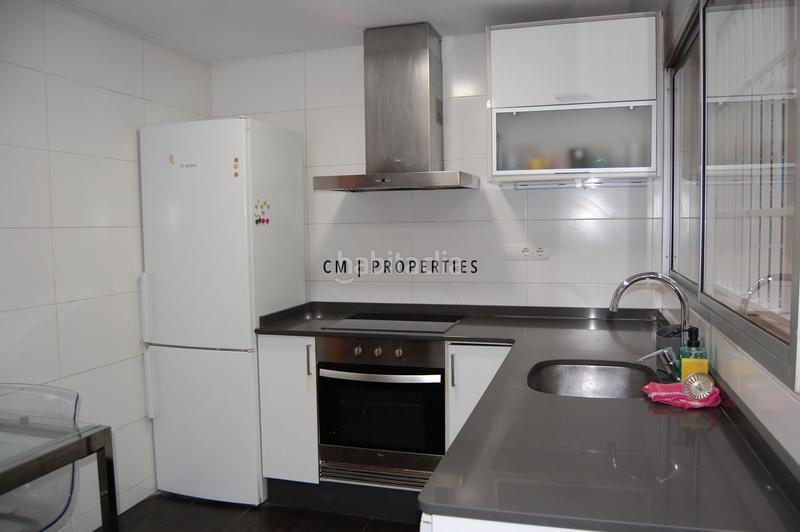 Foto fd7db88c-6ef0-4b74-82c7-6e6ab24859d4. Rent flat with heating parking in El Botànic Valencia