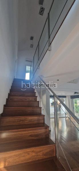 Foto 02a16849-0072-4c0d-9f25-d2c994a0d75e. Chalet con riscaldamento parcheggio piscina in La Cañada Paterna