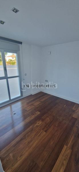 Foto 7eefa3c1-67c2-4362-96cc-3393900a98d6. Chalet con riscaldamento parcheggio piscina in La Cañada Paterna