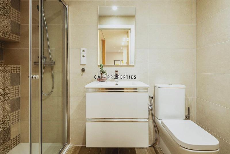 Foto 4460d408-17e8-4f48-b00c-fe7cb2527233. Rent flat with heating in Torrefiel Valencia