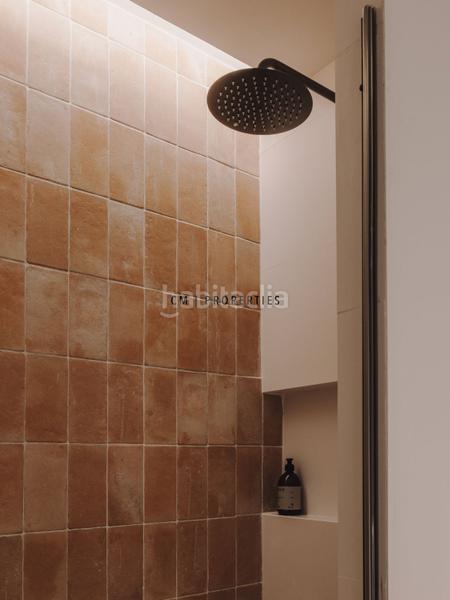 Foto 602658fd-8f43-463f-9a7c-bf380c05dfb9. Miete etagenwohnung mit heizung in Russafa Valencia