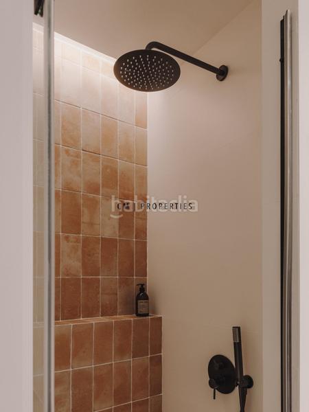 Foto 94e2ca8b-7843-47e0-a28a-e30525e69a29. Miete etagenwohnung mit heizung in Russafa Valencia