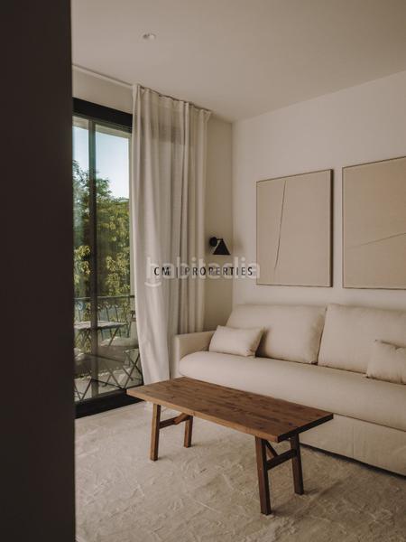 Foto 2c7ddbf3-5288-43e1-a1b9-ff5f93cdd0d2. Rent flat with heating in Russafa Valencia