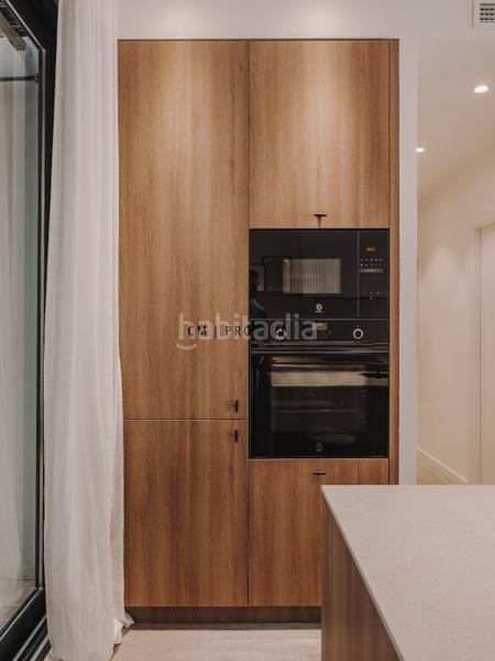 Foto 6a3ab1eb-50d5-4ba5-8793-6abb27b8049c. Rent flat with heating in Russafa Valencia