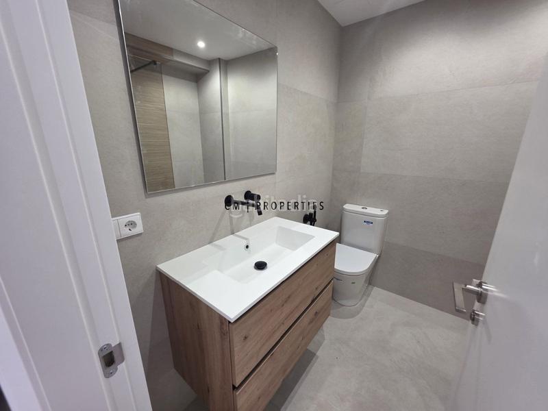 Foto 954b3e00-981e-4d4b-8b12-b1ba413559f4. Rent flat with parking in Aiora Valencia