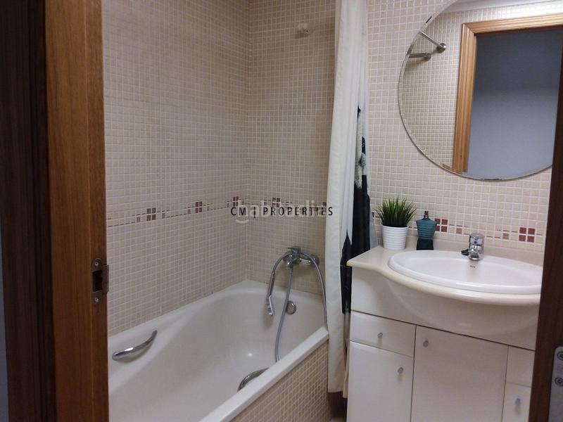 Foto c3fdb2ec-990a-4a35-baba-93d8a6d09aab. Àtic amb calefacció aparcament a Zona Avenida Alta - Auditorio Torrent