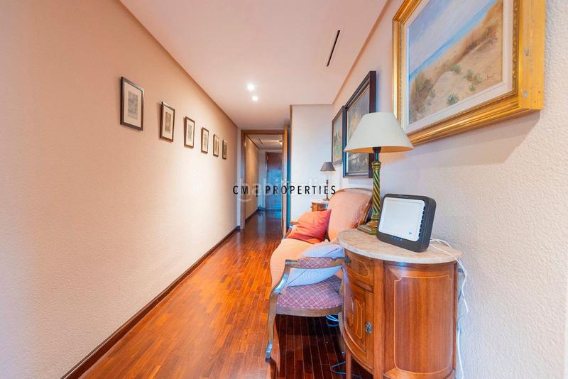 Foto 70683eb8-6ed4-4528-a331-b7600c38e46e. Etagenwohnung mit heizung parking in Jaume Roig Valencia