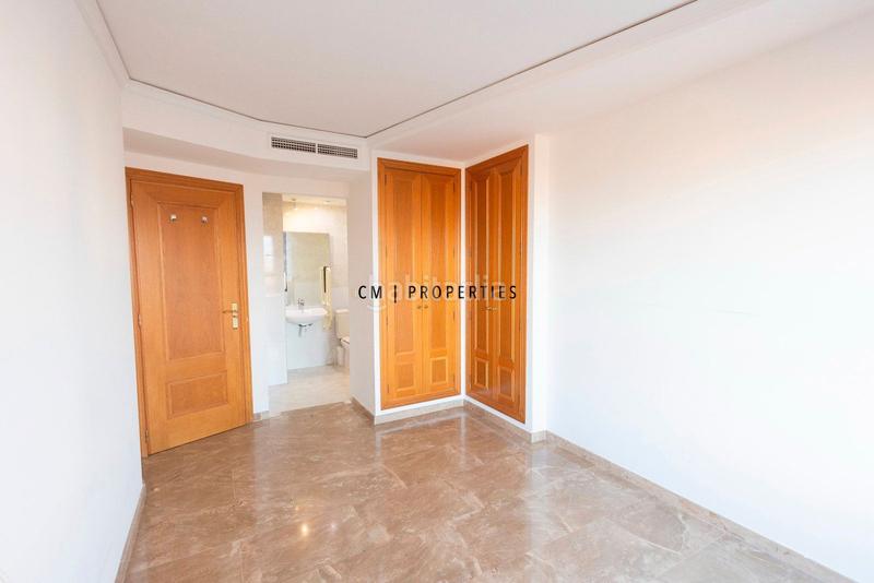Foto 0c09f117-a967-44ef-a673-d766402238c1. Appartement avec chauffage parking dans Sant Pau Valencia