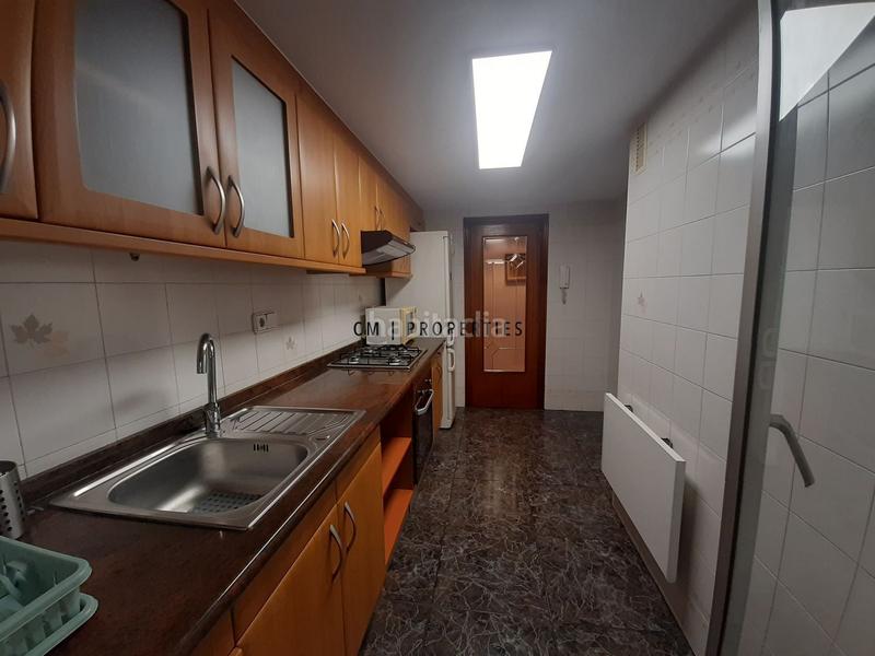 Foto b1bc8a26-eb2e-4897-941c-60e868a88a57. Rent flat in Nou Moles Valencia