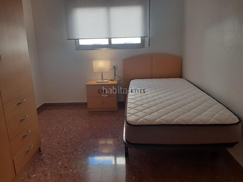 Foto e160d743-2cd4-4c47-ada3-2954ae1140c5. Rent flat in Nou Moles Valencia