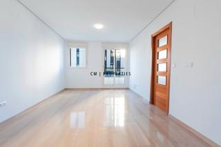 Etagenwohnung in Corts Valencianes