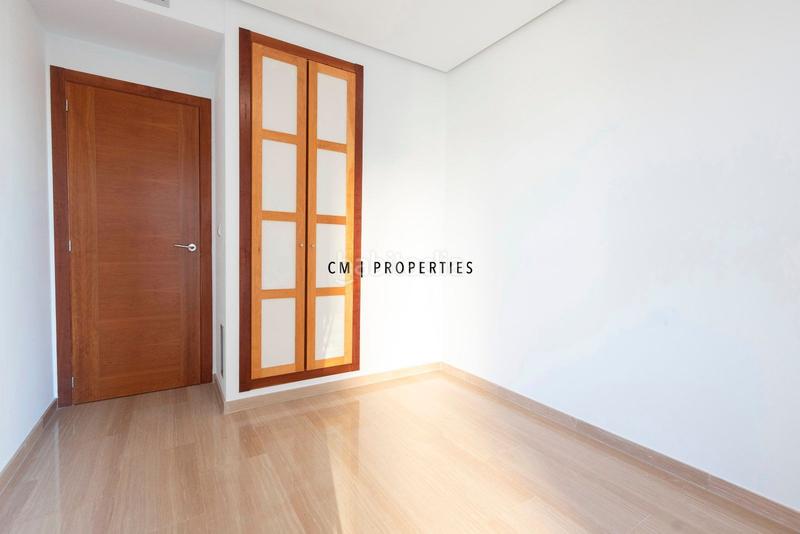 Foto 108ab9c1-e59f-4ff3-880a-fbe60de98a33. Lloguer pis amb calefacció aparcament piscina a Barrio Benicalap Valencia