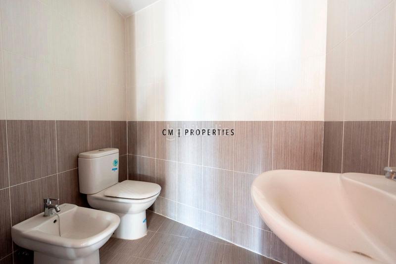 Foto 1a1c1ab3-eb8c-40cf-bc99-726bc0e8ccd8. Location appartement dans En Corts - Doctor Waksman Valencia