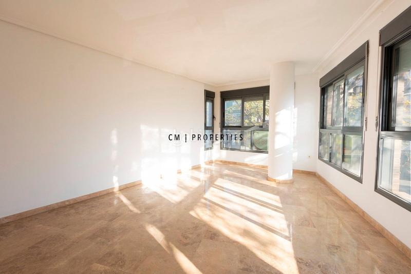 Foto 54152505-f244-436a-a6c3-d3092e5b8fec. Location appartement dans En Corts - Doctor Waksman Valencia