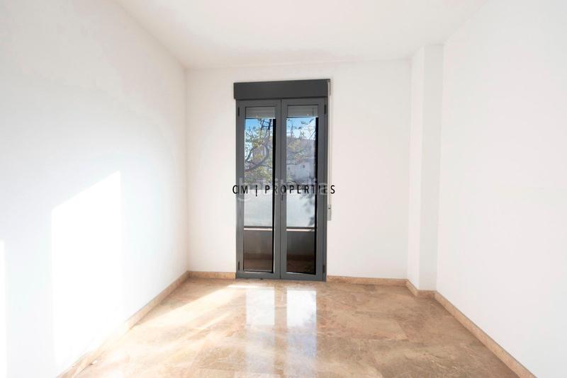 Foto a36eb6eb-5253-4fab-94fb-5c6363a3ad7c. Location appartement dans En Corts - Doctor Waksman Valencia