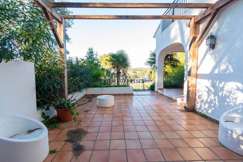 Foto 59309dec-b380-49f4-8097-0bcc49d2f665. Maison jumelée avec chauffage piscine dans Centro Chiva